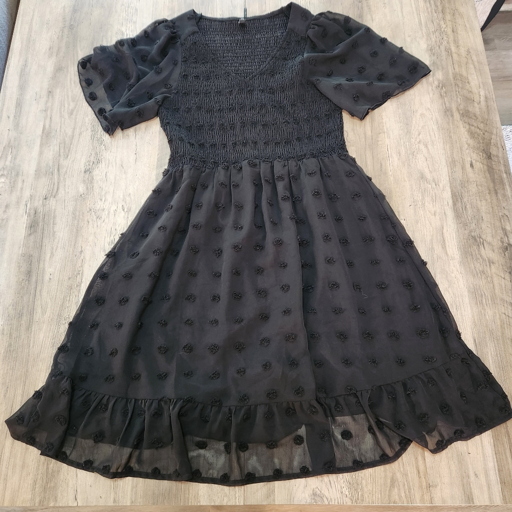 BTFBM Black V Neck Smocked Swiss Dot Dress Size Large Textured Lined